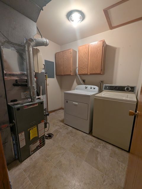 Tiny photo for 4913 W Oakwood Drive #B, McHenry, IL 60050 (MLS # 12482634)