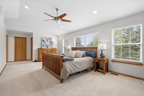 Tiny photo for 2304 Sarazen Drive, Vernon Hills, IL 60061 (MLS # 12639418)