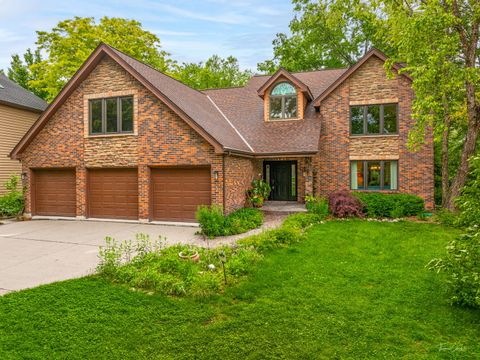 2734 Alyssa Drive Naperville IL 60565