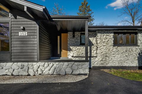 Tiny photo for 302 E Shady Drive, Palatine, IL 60067 (MLS # 12523904)