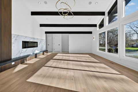 Tiny photo for 302 E Shady Drive, Palatine, IL 60067 (MLS # 12523904)