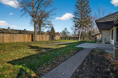 Tiny photo for 302 E Shady Drive, Palatine, IL 60067 (MLS # 12523904)