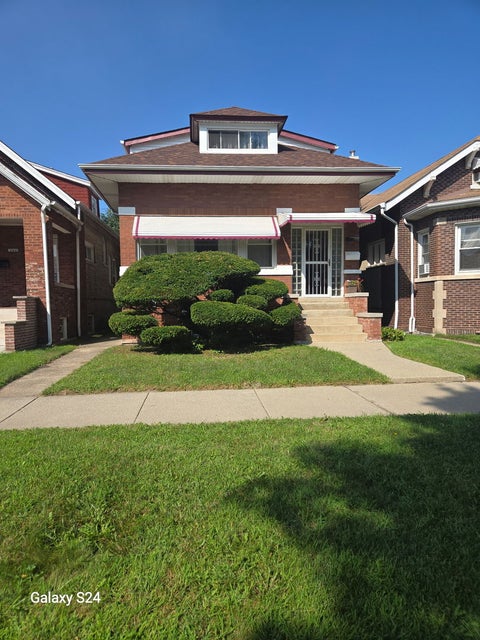 Photo of 8118 S Rhodes Avenue, Chicago, IL 60619 (MLS # 12797513)