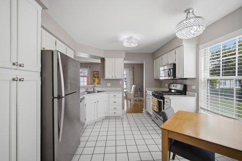 Tiny photo for 109 Meadowbrook Lane #44A, Lake Bluff, IL 60044 (MLS # 12645665)