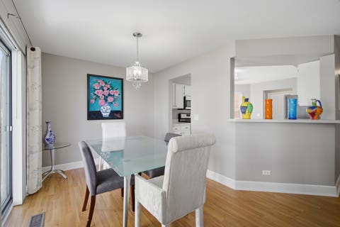 Tiny photo for 109 Meadowbrook Lane #44A, Lake Bluff, IL 60044 (MLS # 12645665)