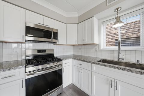 Tiny photo for 4854 W 122nd Street #2E, Alsip, IL 60803 (MLS # 12624776)
