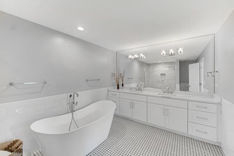 Tiny photo for 5622 Belmont Road, Downers Grove, IL 60516 (MLS # 12568746)