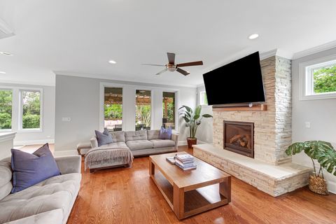 Tiny photo for 5622 Belmont Road, Downers Grove, IL 60516 (MLS # 12568746)