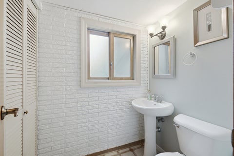 Tiny photo for 1033 Lowell Lane, Schaumburg, IL 60193 (MLS # 12680774)