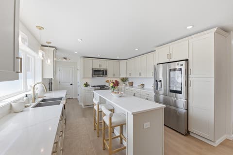 Tiny photo for 6242 S Mulligan Avenue, Chicago, IL 60638 (MLS # 12744068)