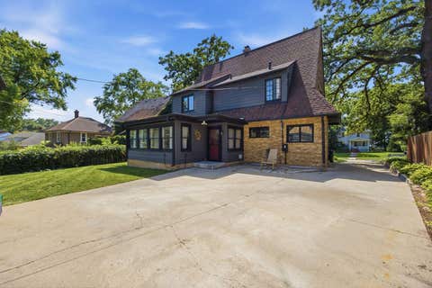 Tiny photo for 41 Hamilton Avenue, Elgin, IL 60123 (MLS # 12738462)