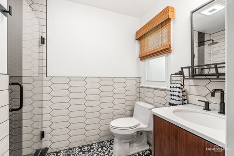 Tiny photo for 707 Maple Lane, Batavia, IL 60510 (MLS # 12686291)