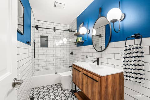 Tiny photo for 707 Maple Lane, Batavia, IL 60510 (MLS # 12686291)