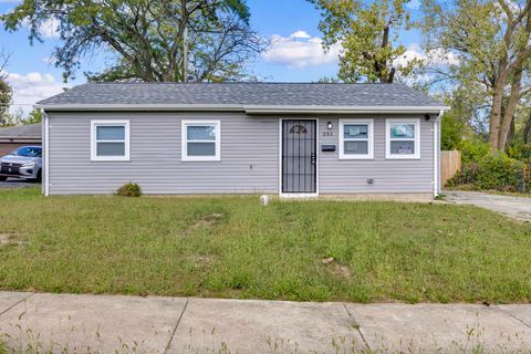 Photo of 351 CONCORD Drive, Chicago Heights, IL 60411 (MLS # 12492242)