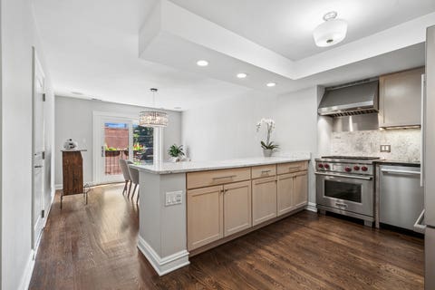 Tiny photo for 317 W WEBSTER Avenue #2, Chicago, IL 60614 (MLS # 12682174)