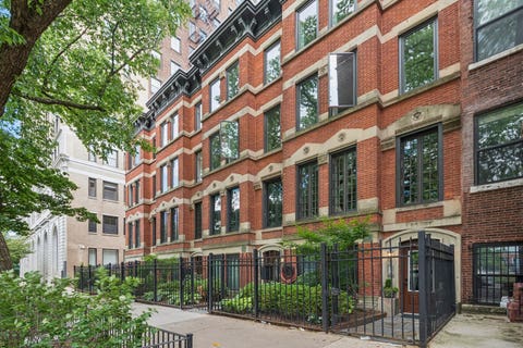 Tiny photo for 317 W WEBSTER Avenue #2, Chicago, IL 60614 (MLS # 12682174)