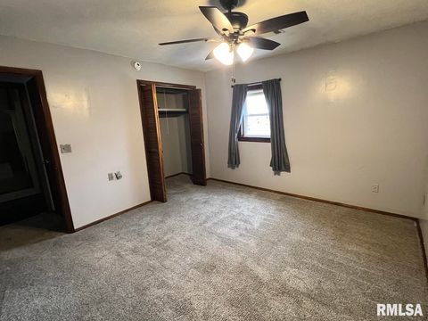 Tiny photo for 404 OAK Street, Anna, IL 62906 (MLS # QC4267597)