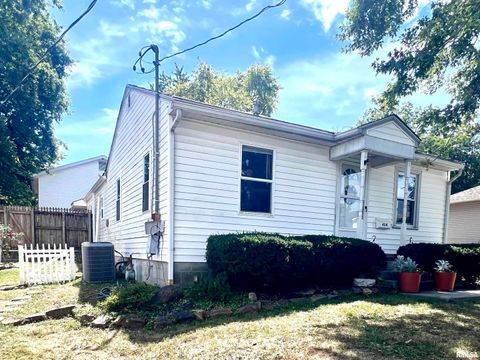 Tiny photo for 404 OAK Street, Anna, IL 62906 (MLS # QC4267597)