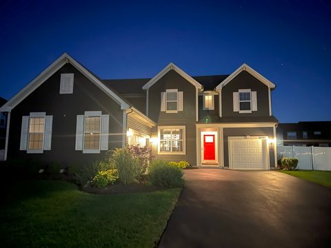 Tiny photo for 1091 Sugar Maple Drive, Crystal Lake, IL 60012 (MLS # 12457697)