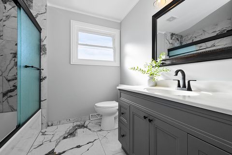 Tiny photo for 9313 S 82nd Court, Hickory Hills, IL 60457 (MLS # 12554404)