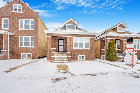 Photo of 5526 S Albany Avenue, Chicago, IL 60629 (MLS # 12539533)
