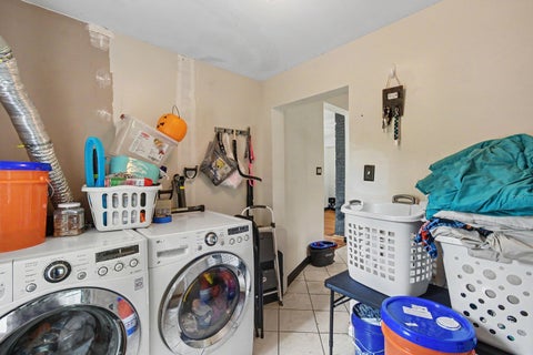 Tiny photo for 500 W 1 Street, Mount Olive, IL 62069 (MLS # 12725860)