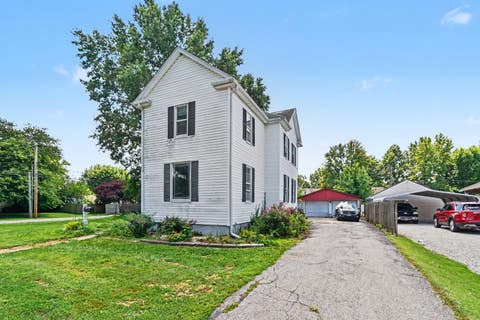 Tiny photo for 500 W 1 Street, Mount Olive, IL 62069 (MLS # 12725860)