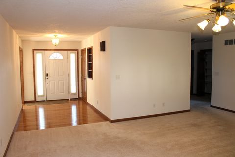 Tiny photo for 3 Delmar Drive, Clinton, IL 61727 (MLS # 12508806)