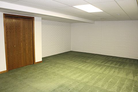 Tiny photo for 3 Delmar Drive, Clinton, IL 61727 (MLS # 12508806)