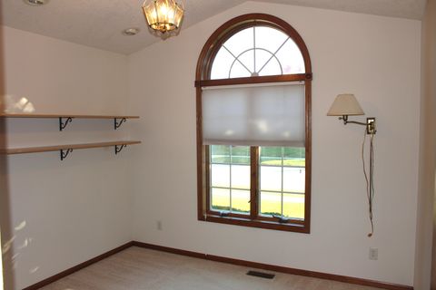 Tiny photo for 3 Delmar Drive, Clinton, IL 61727 (MLS # 12508806)