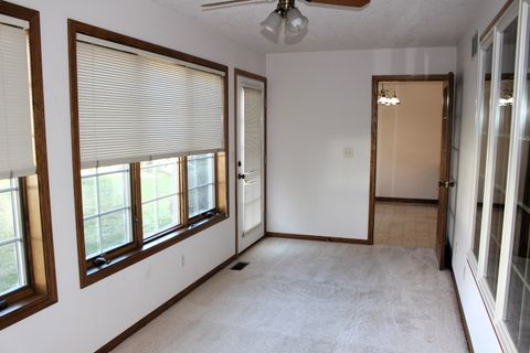 Tiny photo for 3 Delmar Drive, Clinton, IL 61727 (MLS # 12508806)