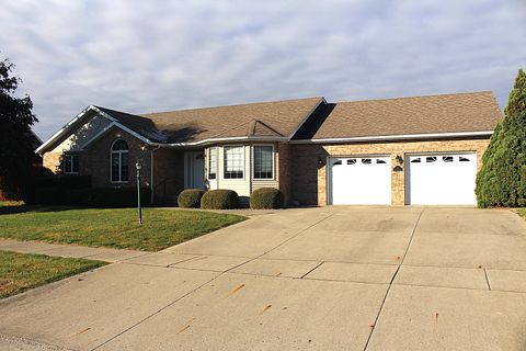 Photo of 3 Delmar Drive, Clinton, IL 61727 (MLS # 12508806)