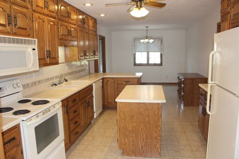 Tiny photo for 3 Delmar Drive, Clinton, IL 61727 (MLS # 12508806)