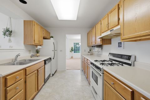 Tiny photo for 442 Cromwell Circle #1, Bartlett, IL 60103 (MLS # 12640385)