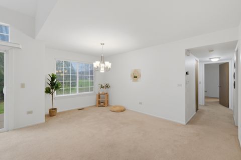 Tiny photo for 442 Cromwell Circle #1, Bartlett, IL 60103 (MLS # 12640385)