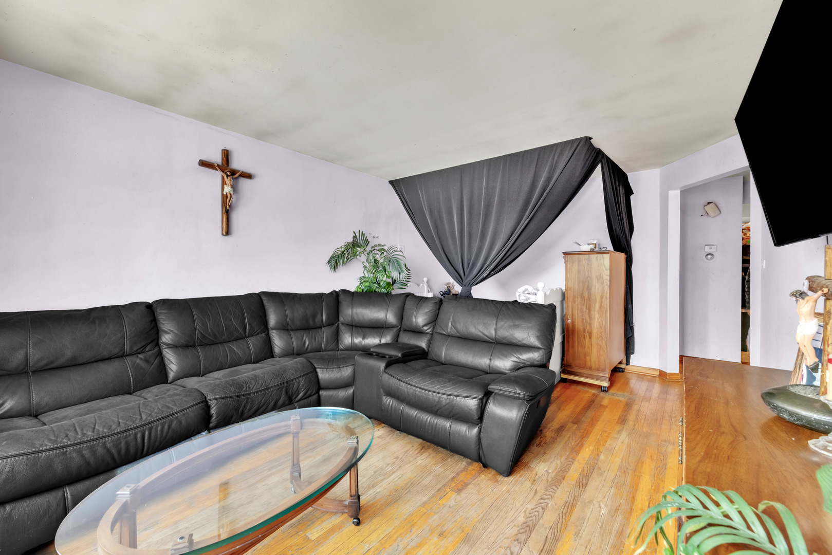 1818 N 39th Avenue