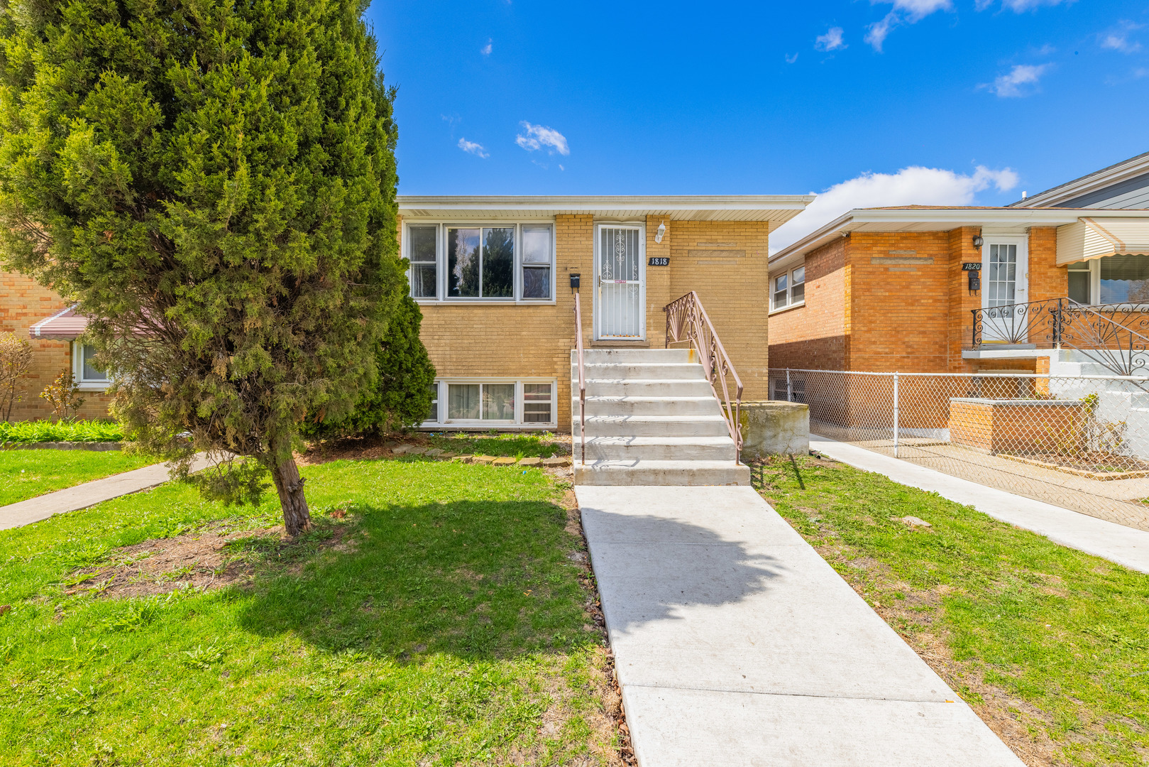 1818 N 39th Avenue