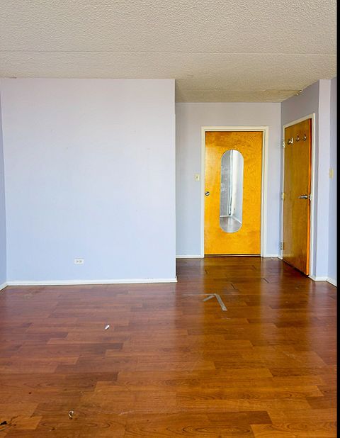 Tiny photo for 2015 S Finley Road #812, Lombard, IL 60148 (MLS # 12525010)