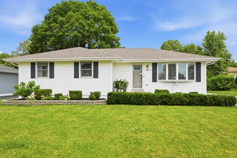Photo of 3915 Terrance Ferry Drive, Joliet, IL 60431 (MLS # 12675005)