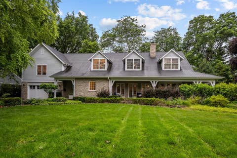 Tiny photo for 644 Beaver Road, Glenview, IL 60025 (MLS # 12711982)
