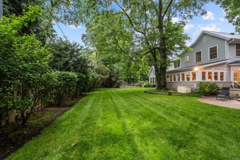 Tiny photo for 644 Beaver Road, Glenview, IL 60025 (MLS # 12711982)