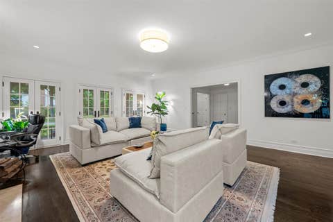 Tiny photo for 644 Beaver Road, Glenview, IL 60025 (MLS # 12711982)