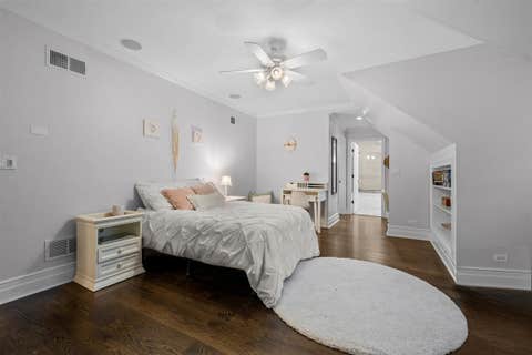 Tiny photo for 644 Beaver Road, Glenview, IL 60025 (MLS # 12711982)