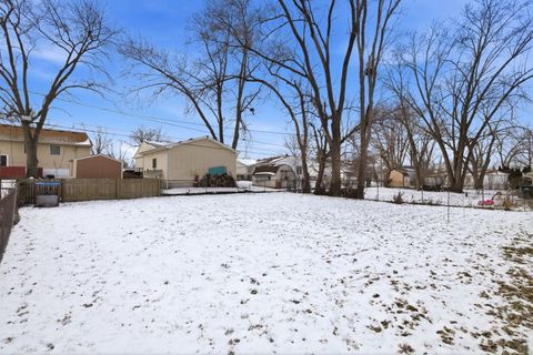 Tiny photo for 733 Oriole Drive, Streamwood, IL 60107 (MLS # 12547137)