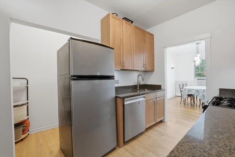 Tiny photo for 240 S MAPLE Avenue #1W, Oak Park, IL 60302 (MLS # 12646141)