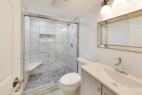 Tiny photo for 714 W Memorial Road, Bensenville, IL 60106 (MLS # 12657910)