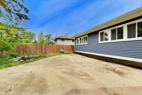 Tiny photo for 714 W Memorial Road, Bensenville, IL 60106 (MLS # 12657910)