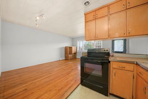 Tiny photo for 2716 Ridgeland Avenue #7, Berwyn, IL 60402 (MLS # 12421335)