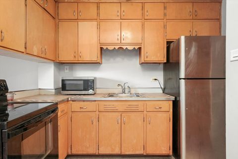 Tiny photo for 2716 Ridgeland Avenue #7, Berwyn, IL 60402 (MLS # 12421335)