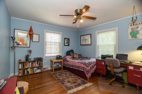 Tiny photo for 2701 W Fitch Avenue, Chicago, IL 60645 (MLS # 12652613)
